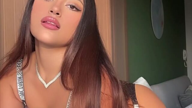 broken latina whore Alexandraboo recording Twitter