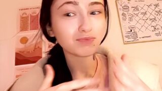 doll-face Dripping Tiny Latina Latinaloverr777 sex