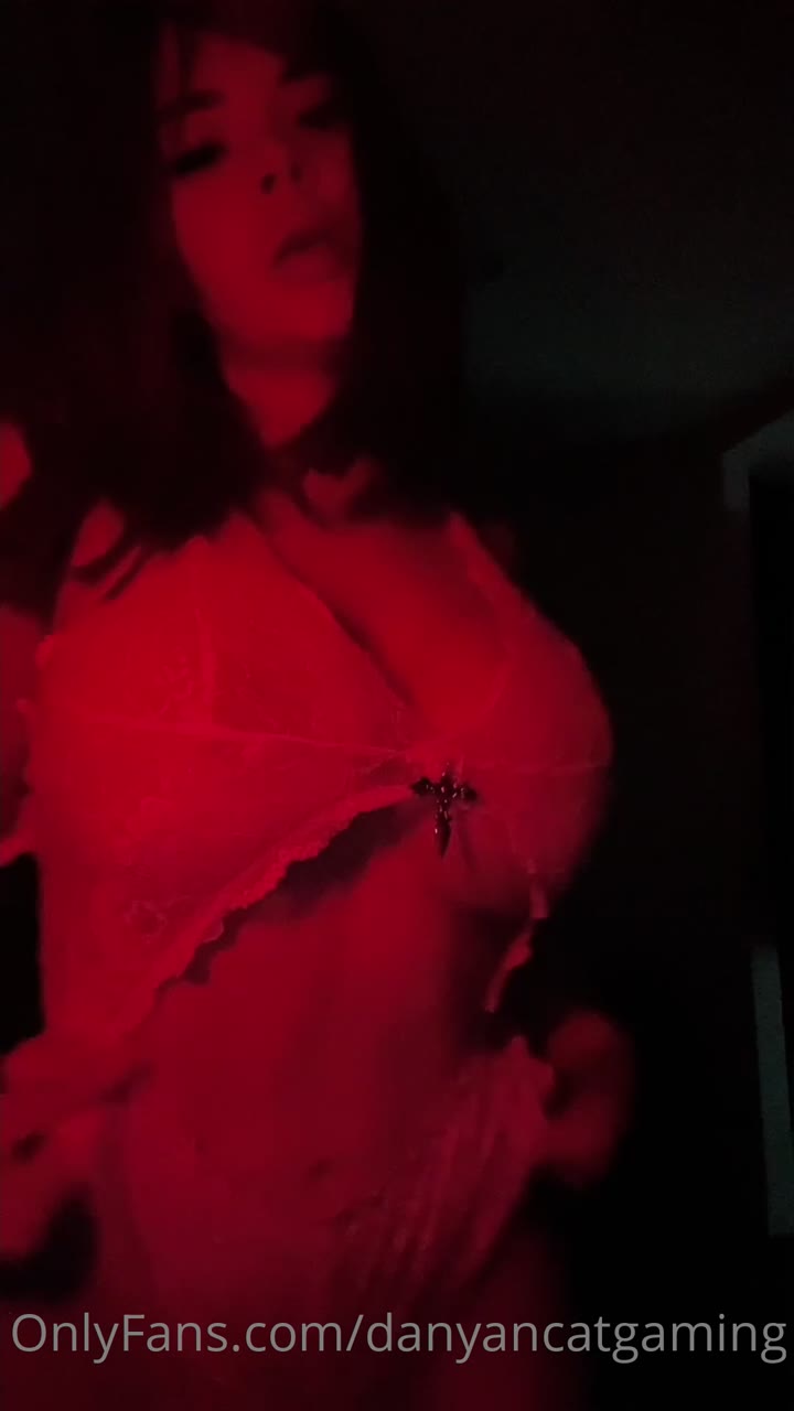 flirt Fit Latina DanyanCat leaked sextape Sensational