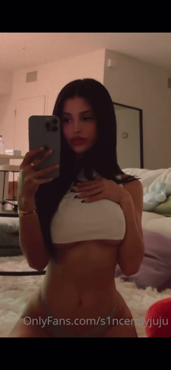 Exposed jewel sexy latina Sincerelyjuju tits Video