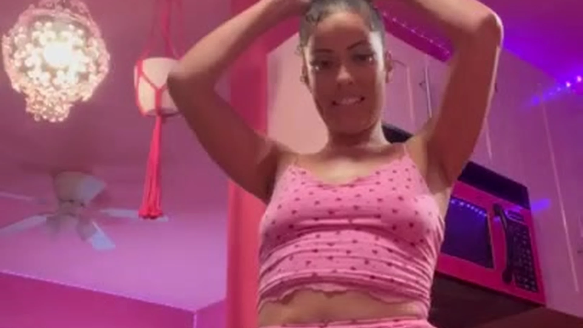 Epic big ass Sexyred Magiccity nude boobs