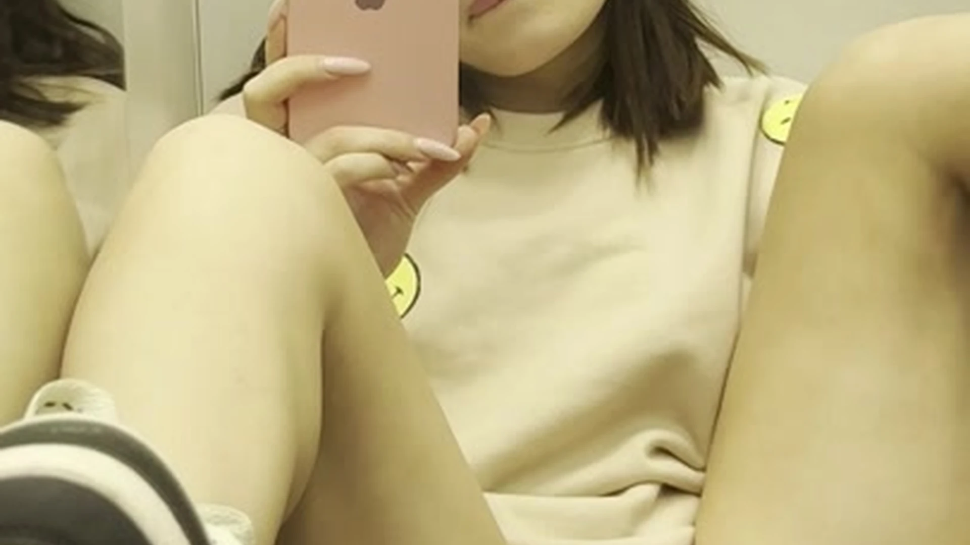 curvy Ana Schultz collab