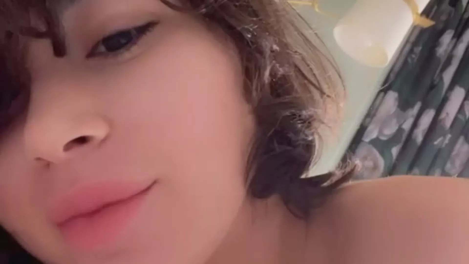 flying naughty LupuWellness pussy