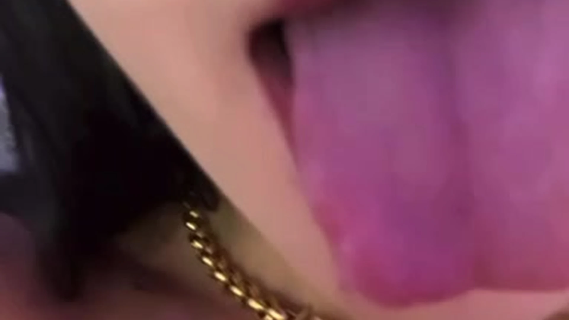 Latina Thaissa Marvila leaked nudes x