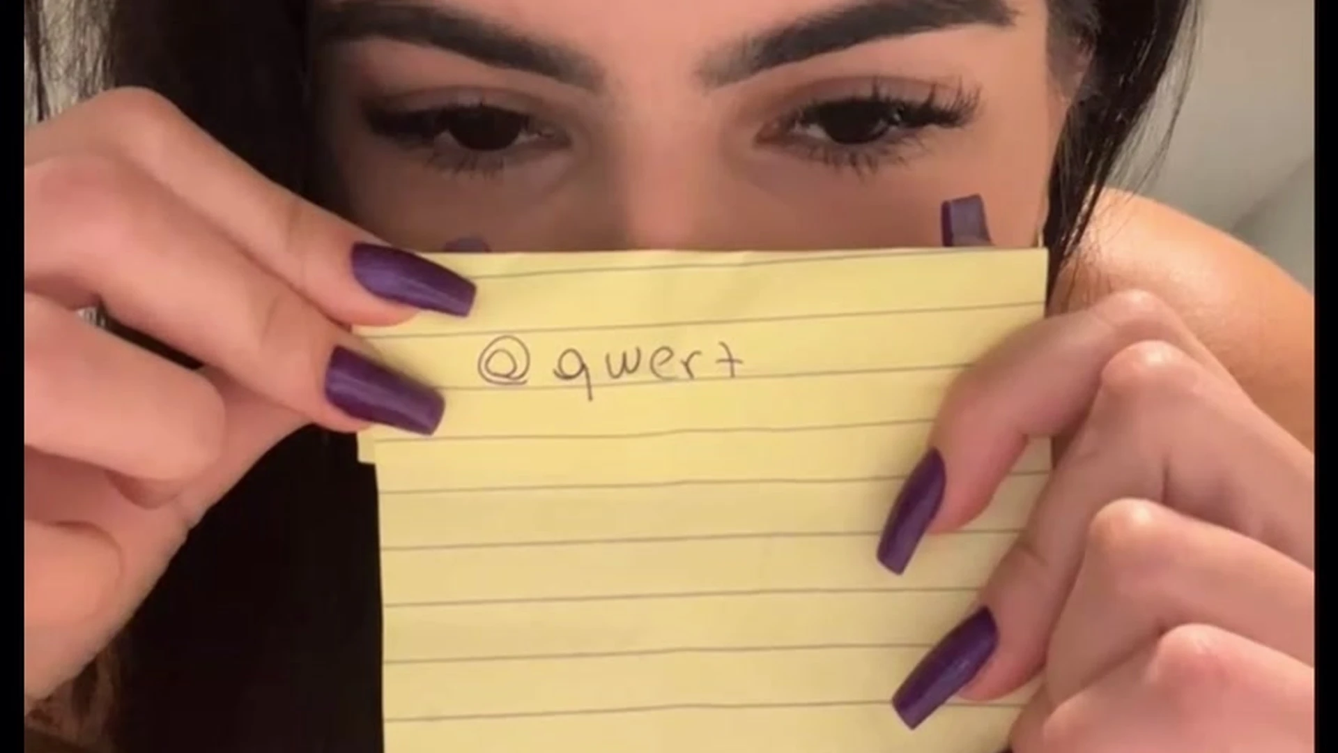 Latina Thaissafit Leaked nudes Vid